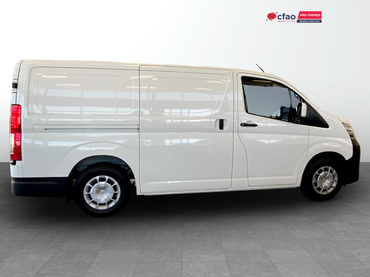 Toyota QUANTUM 2.8 LWB PANEL VAN MANUAL
