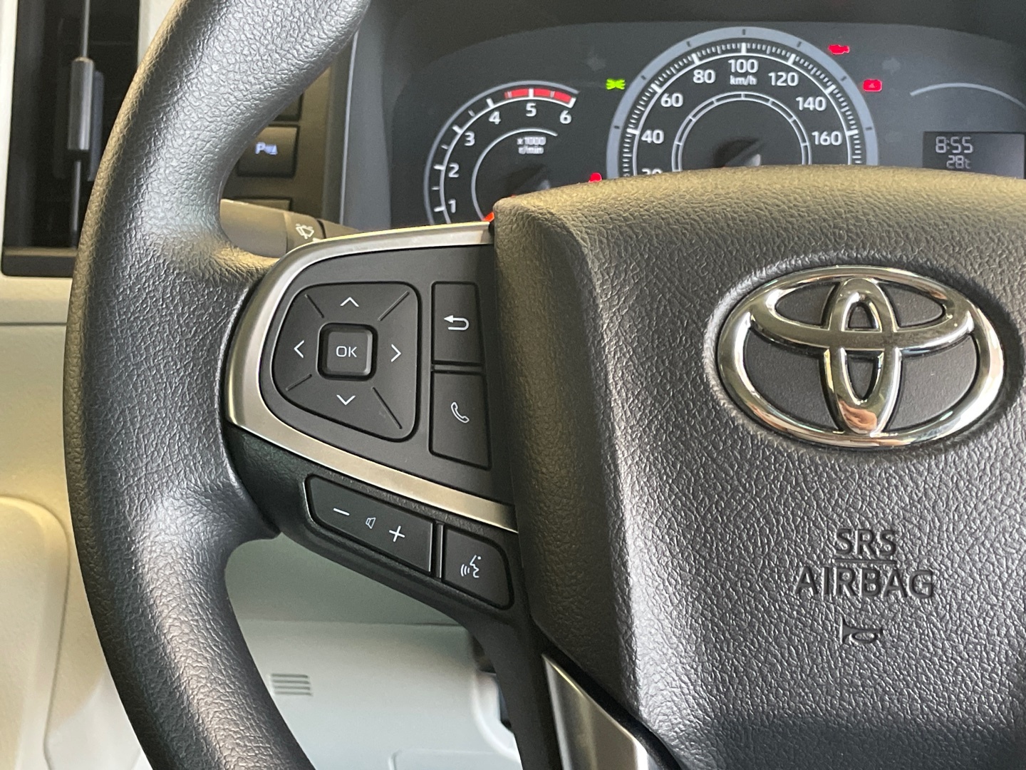 Toyota QUANTUM 2.8 LWB PANEL VAN MANUAL