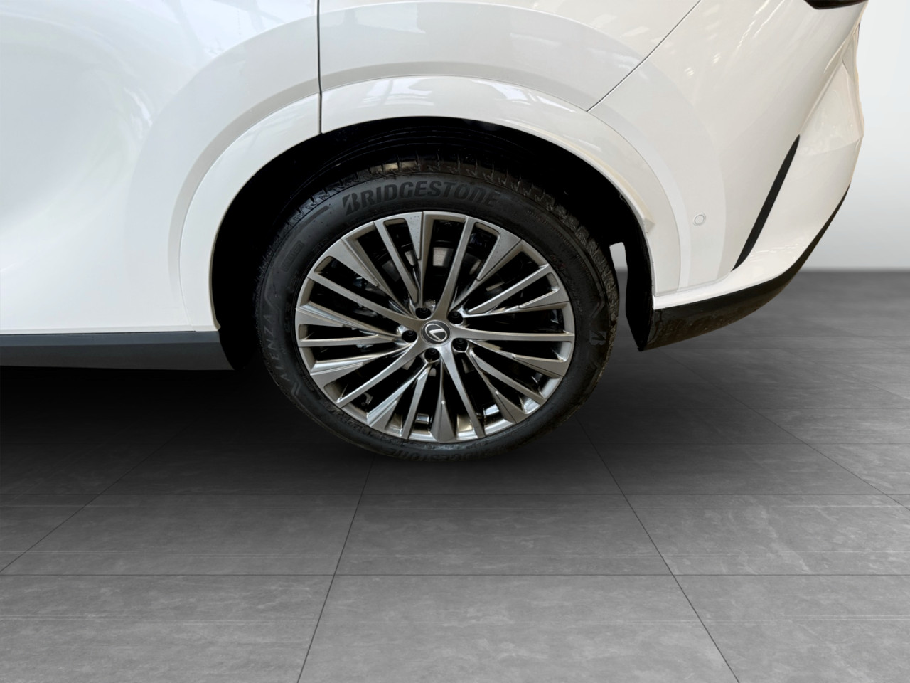 Lexus RX 450H+