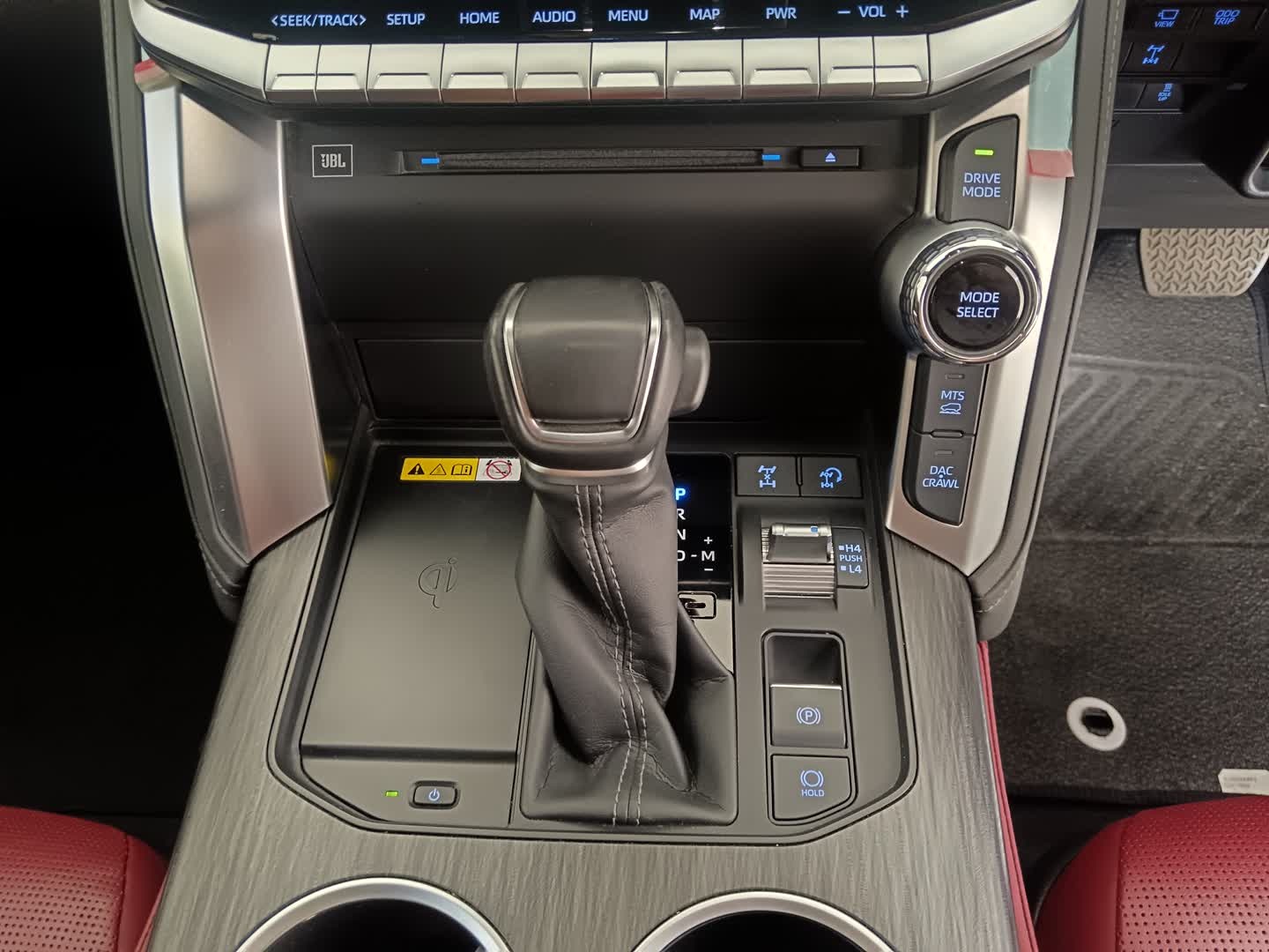 Toyota LAND CRUISER 300 3.3D GR-SPORT