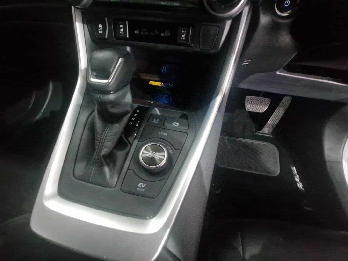 Toyota RAV4 2.5 HYBRID VX E-FOUR