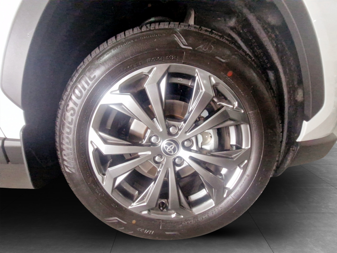 Toyota RAV4 2.5 HYBRID VX E-FOUR