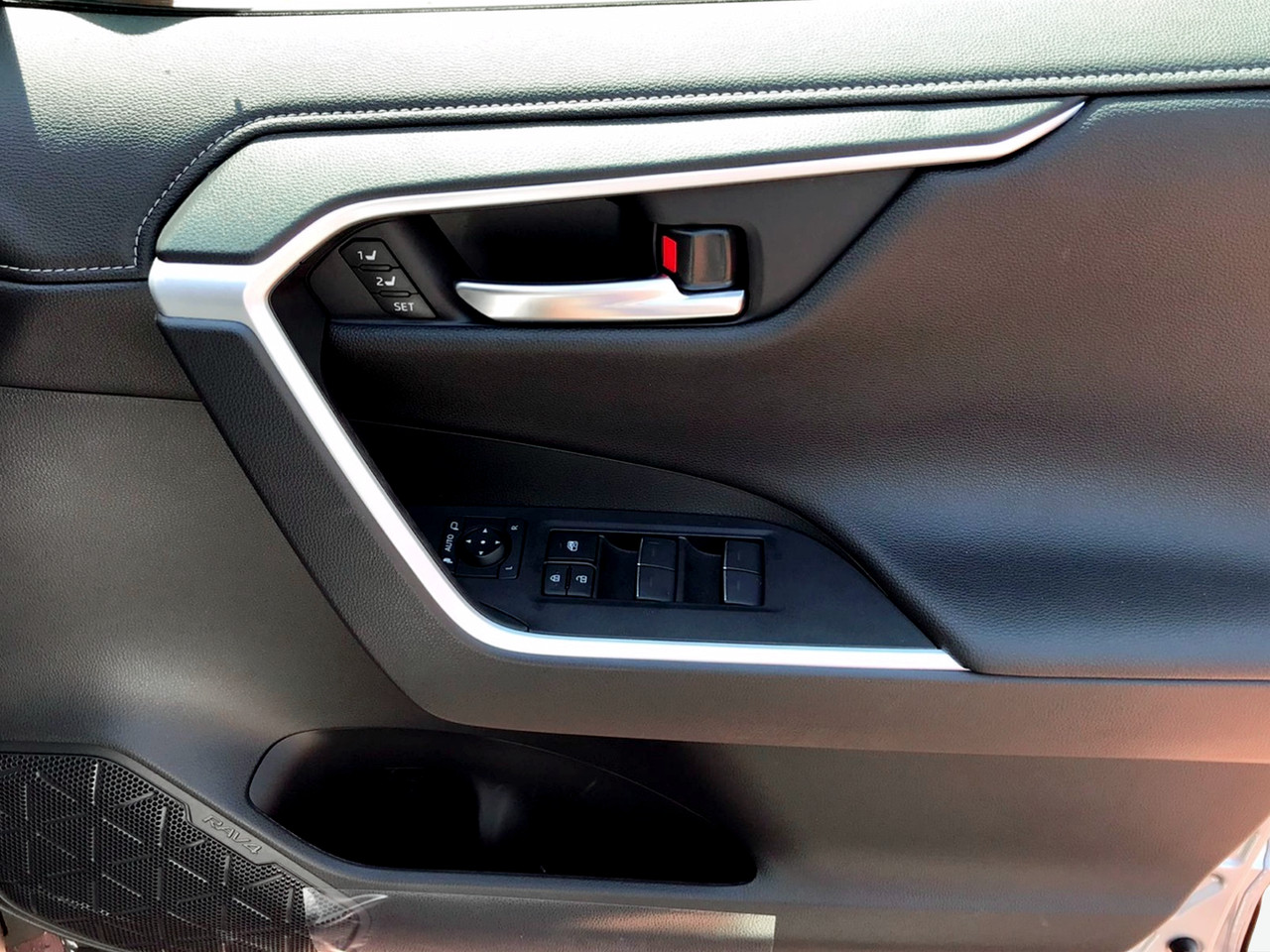 Toyota RAV4 2.5 HYBRID VX E-FOUR