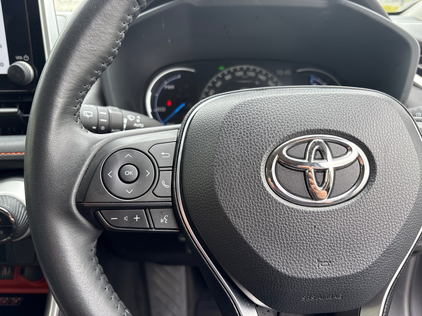 Toyota RAV4 2.5 HYBRID GX-R E-FOUR