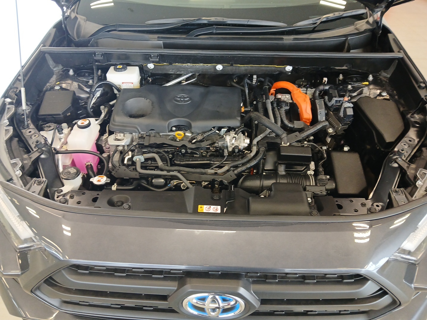 Toyota RAV4 2.5 HYBRID GX-R E-FOUR