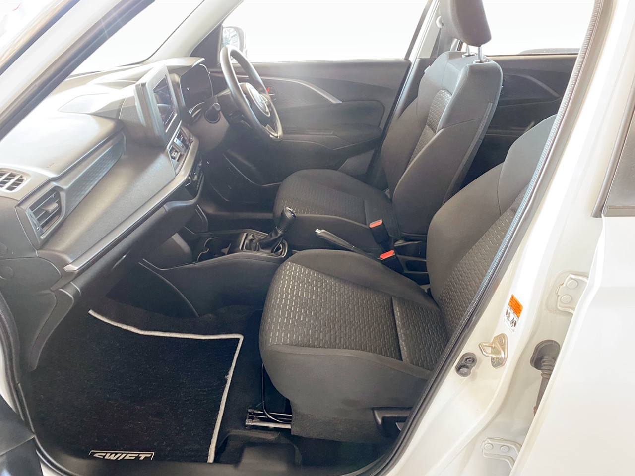 Suzuki Swift 1.2 GL+ MANUAL