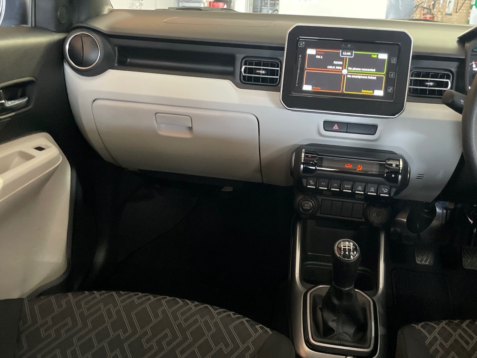 Suzuki Ignis 1.2 GLX 5MT