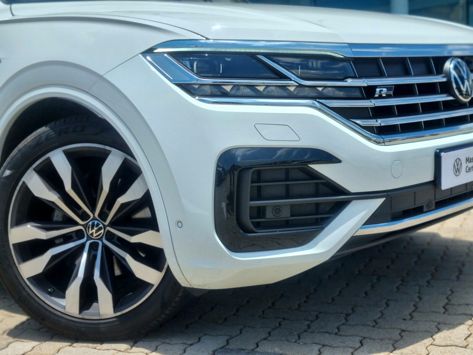 Volkswagen Touareg 3.0 TDI V6 EXECUTIVE