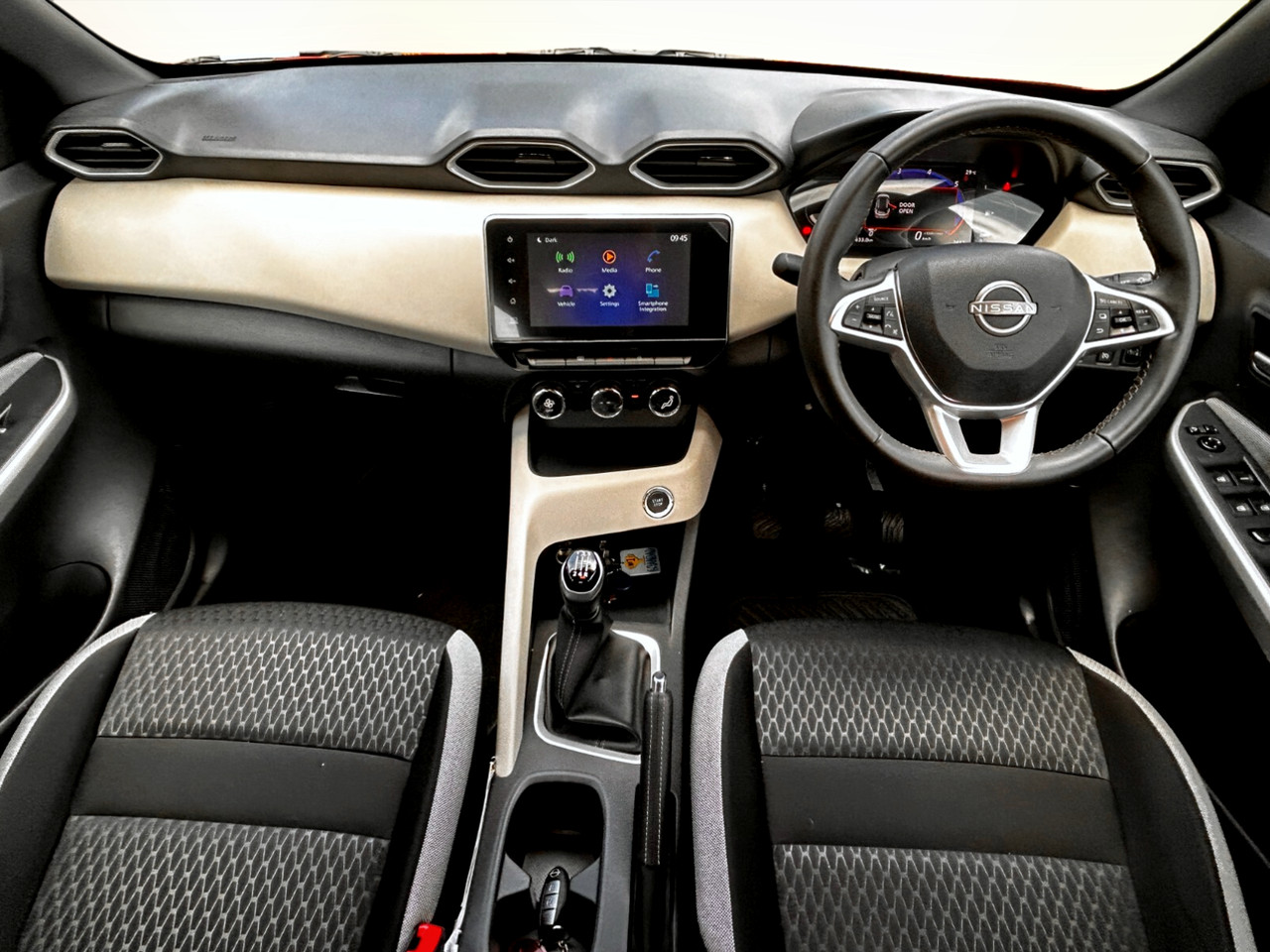 Nissan MAGNITE 1.0 TURBO ACENTA MANUAL