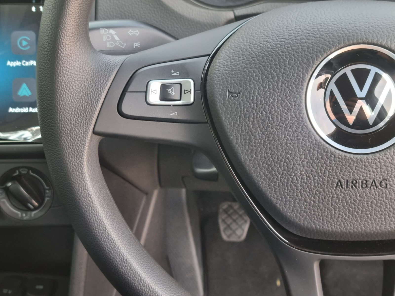 Volkswagen POLO VIVO HATCH 1.4 LIFE