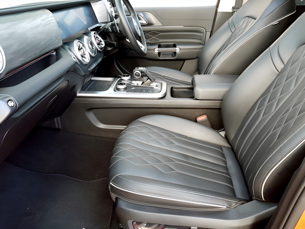 GWM TANK 300 2.0T HEV SUPER LUXURY 4WD