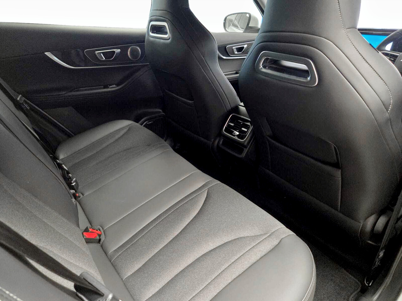 Chery TIGGO 7 PRO MAX 1.6TGDI 290T PREMIUM