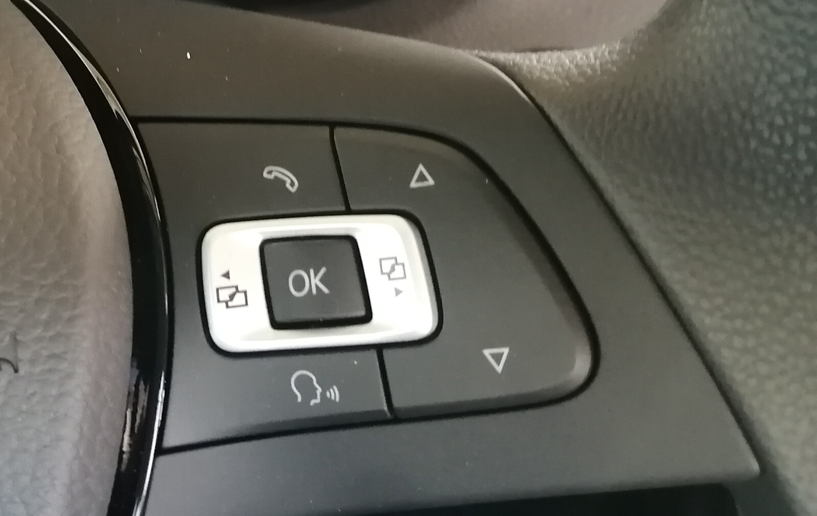 Volkswagen POLO VIVO HATCH 1.4
