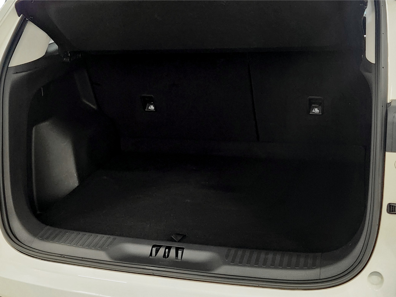 Ford TERRITORY 1.8T AMBIENTE