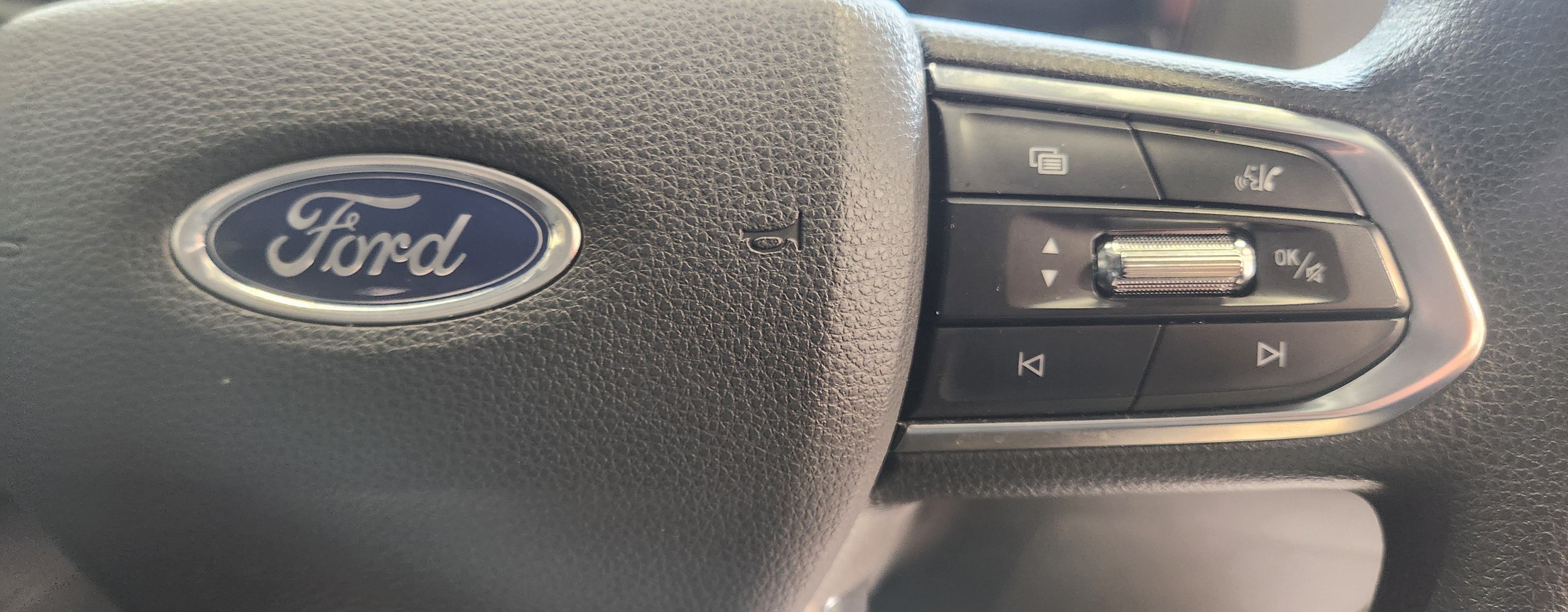 Ford TERRITORY 1.8T AMBIENTE