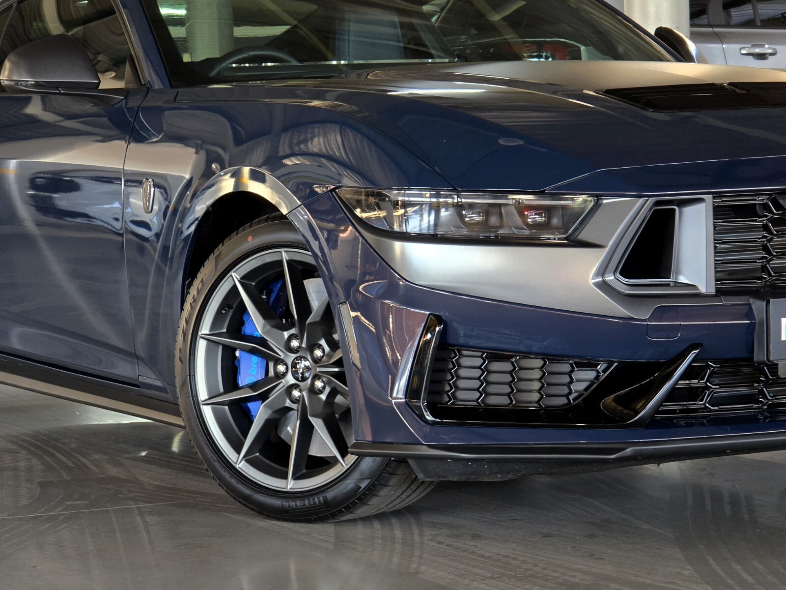 Ford MUSTANG DARK HORSE FASTBACK
