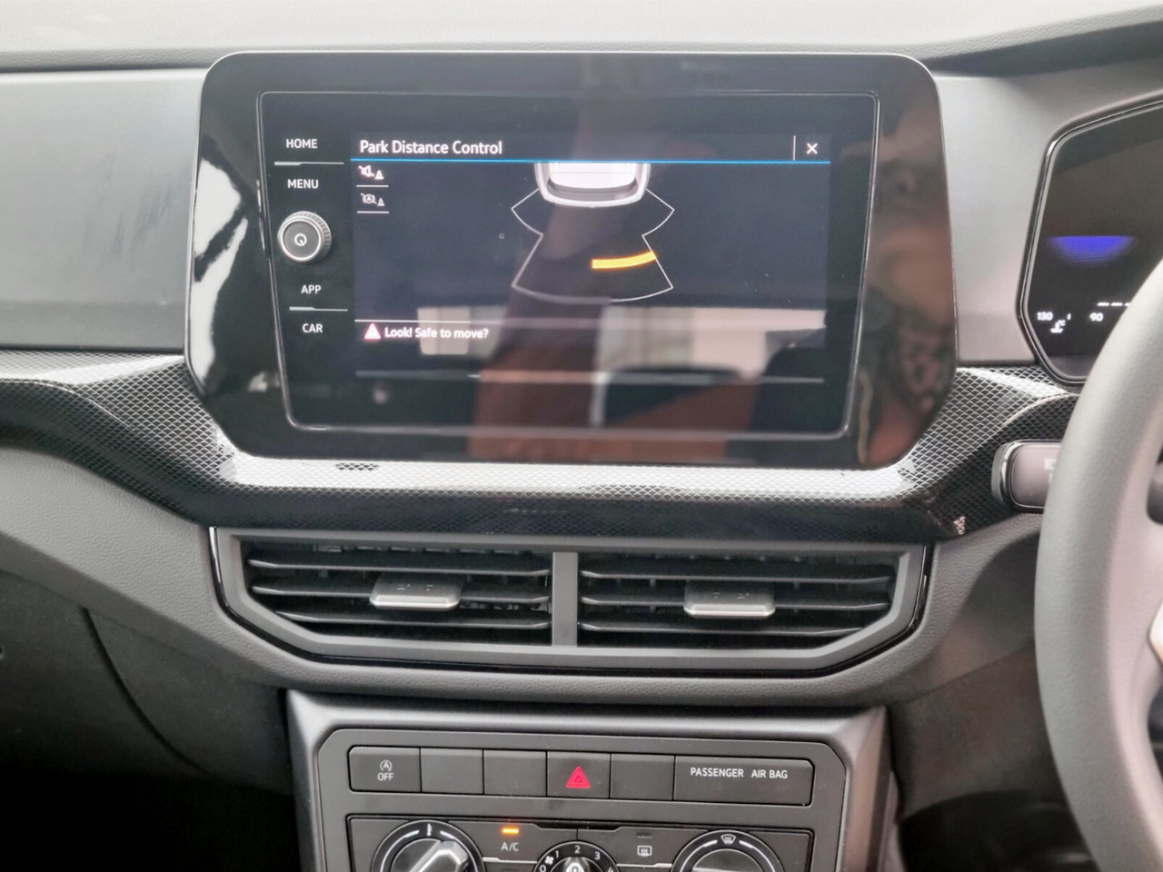 Volkswagen T-cross 1.0TSI MANUAL