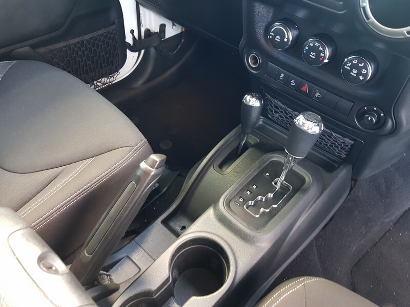 Jeep Wrangler UNLIMITED 3.6 SAHARA