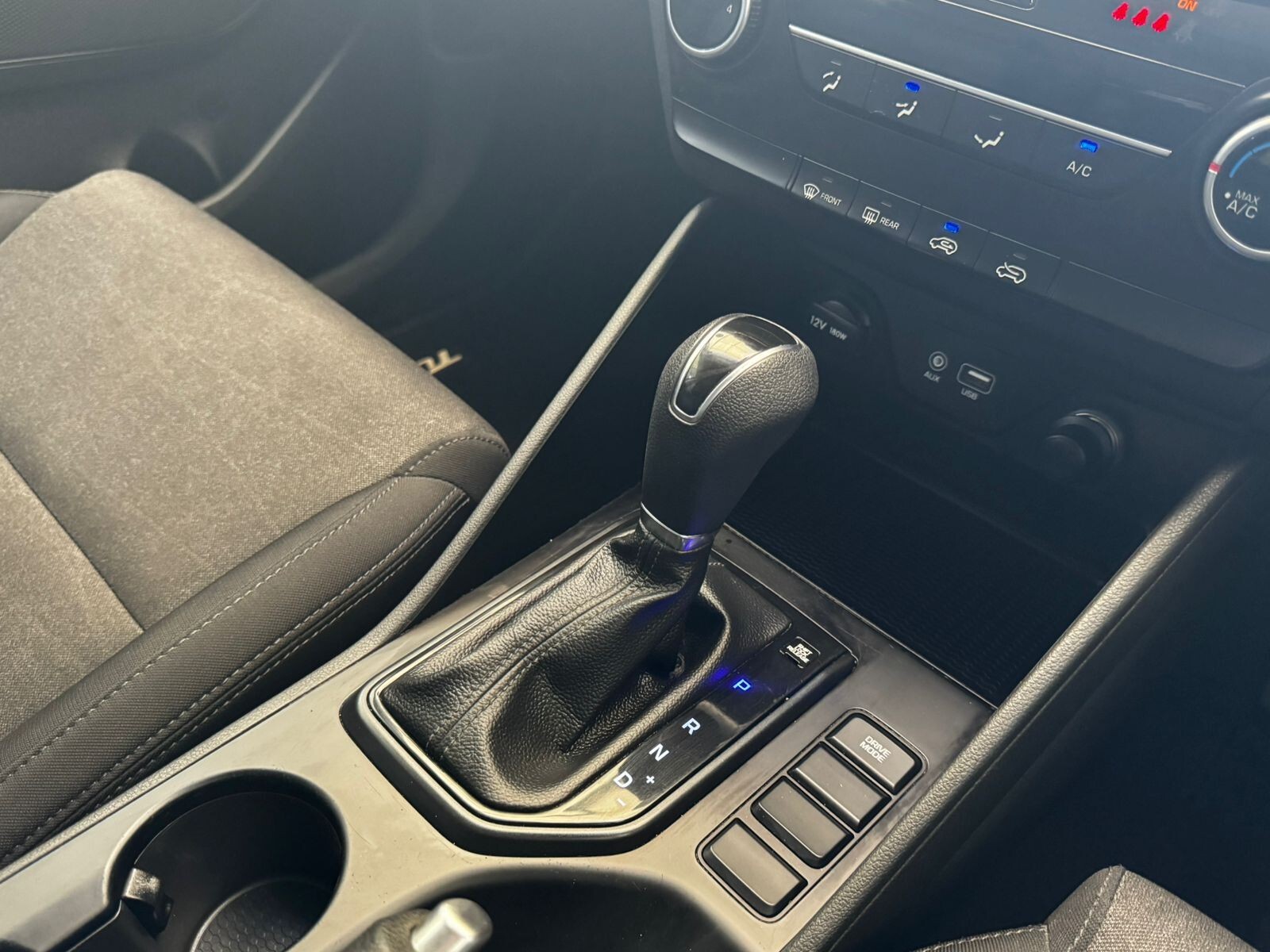 Hyundai Tucson 2.0 PREMIUM AUTO
