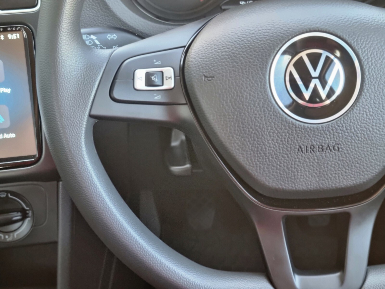 Volkswagen POLO VIVO HATCH 1.4