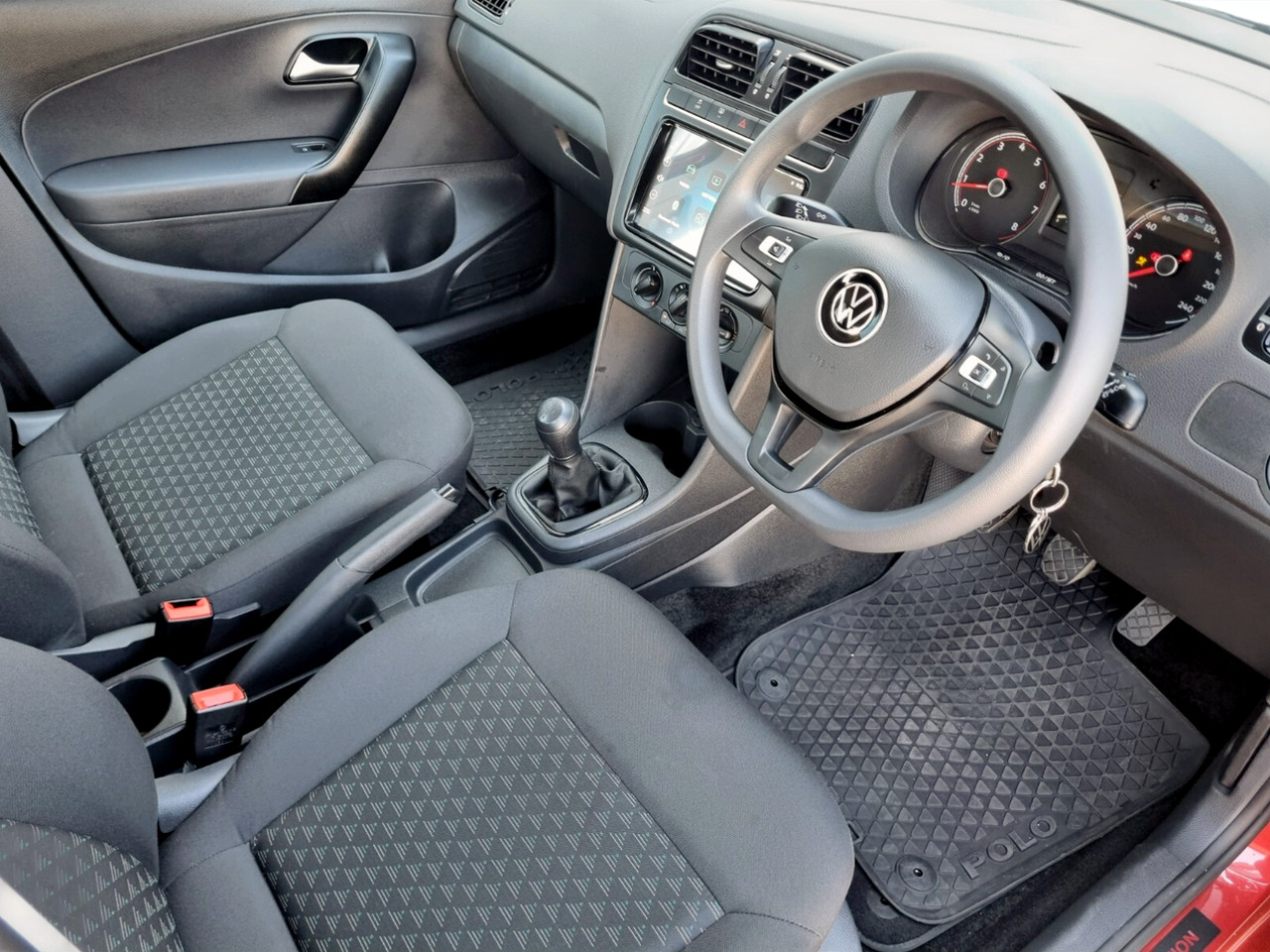 Volkswagen POLO VIVO HATCH 1.4