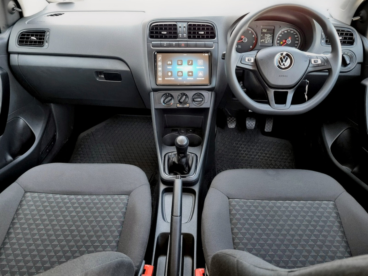 Volkswagen POLO VIVO HATCH 1.4