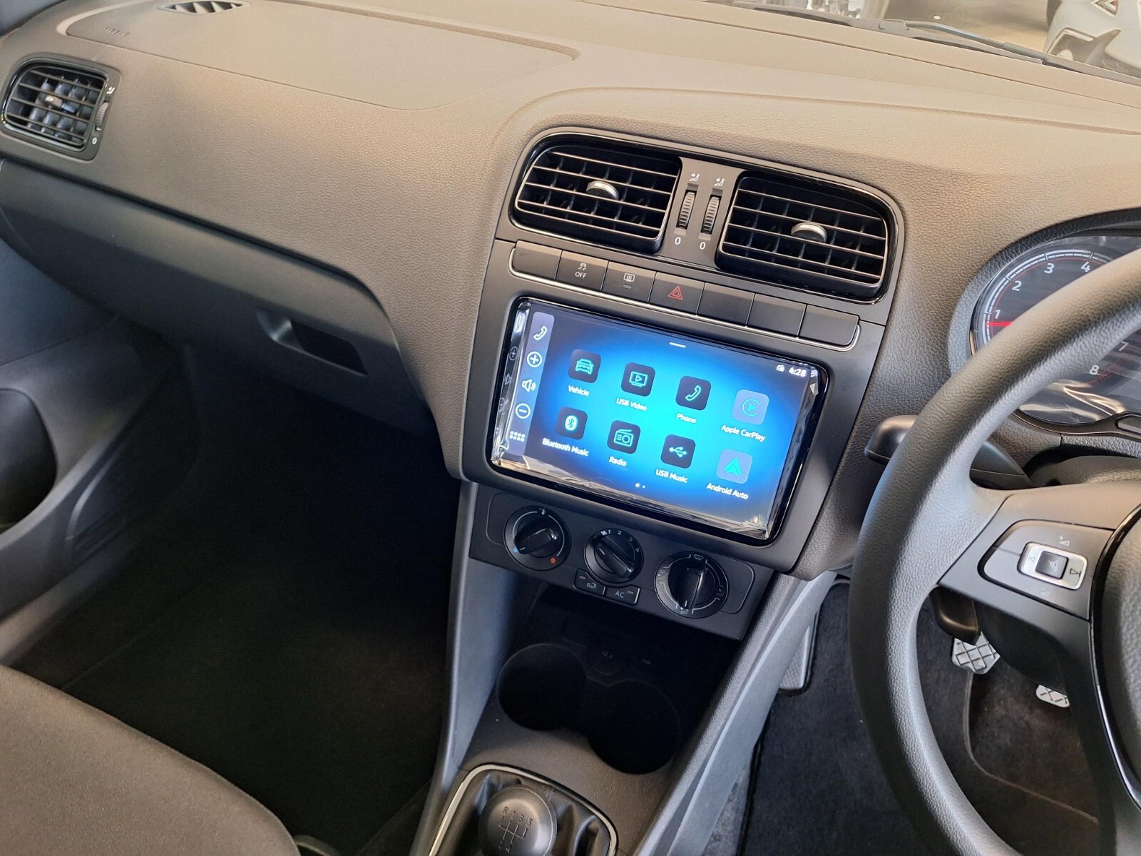 Volkswagen POLO VIVO HATCH 1.4