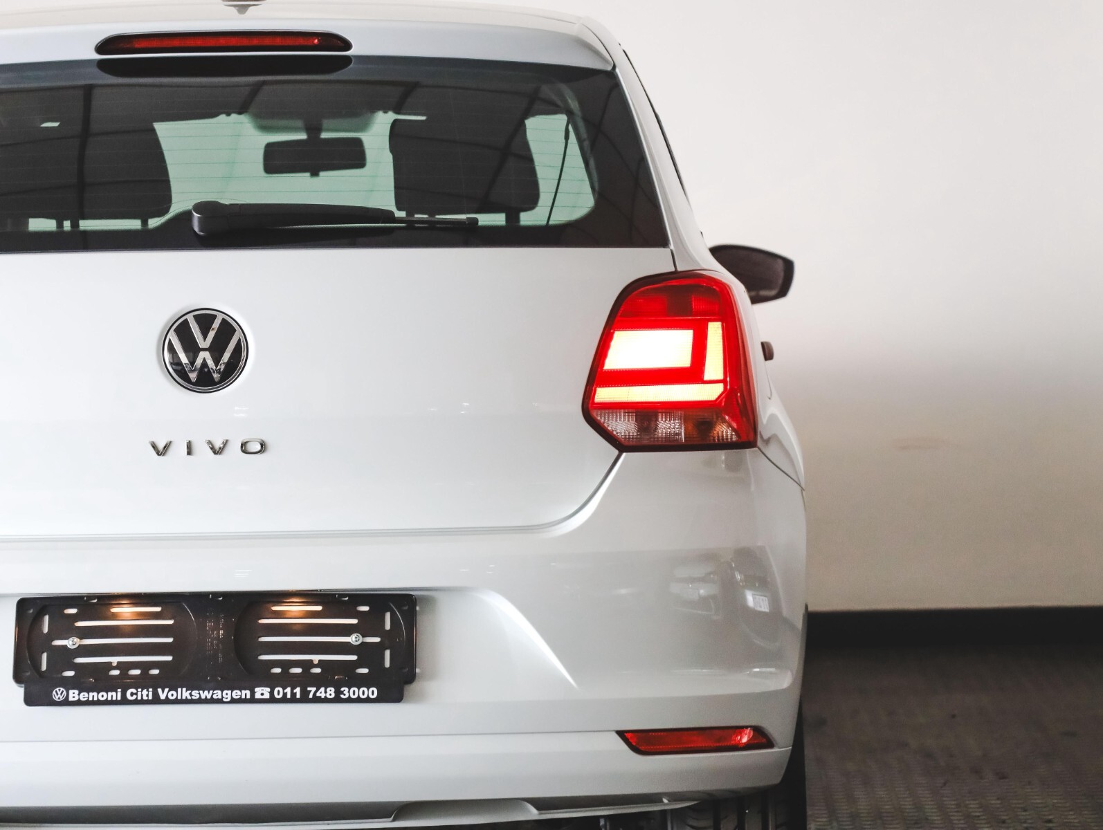 Volkswagen POLO VIVO HATCH 1.4