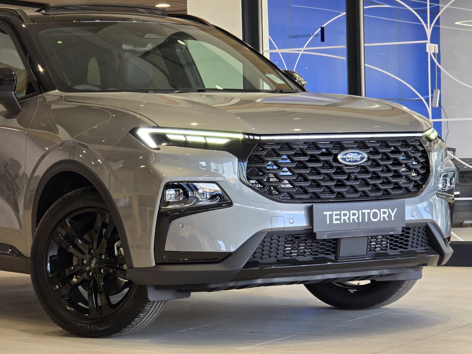 Ford TERRITORY 1.8T DARK EDITION