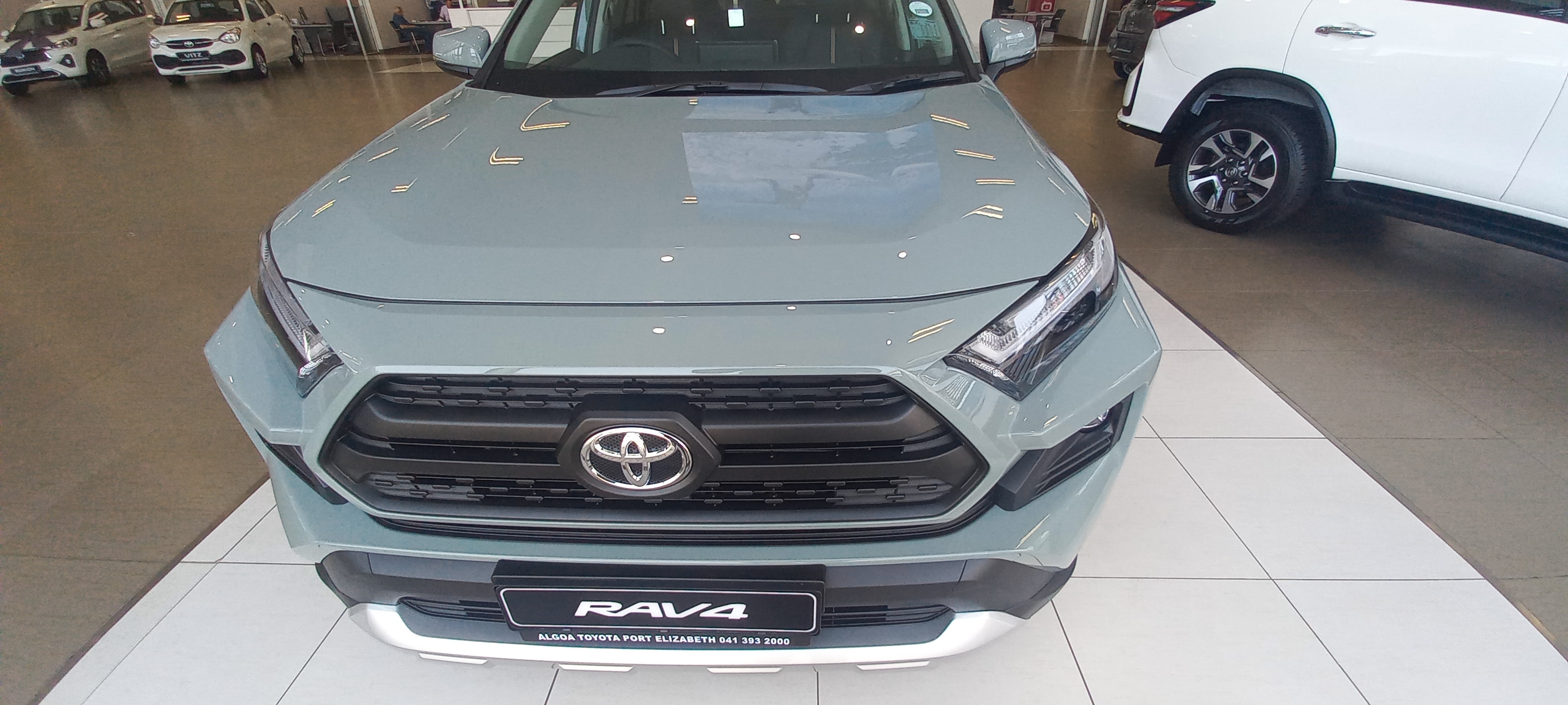 Toyota RAV4 2.5 HYBRID GX-R E-FOUR