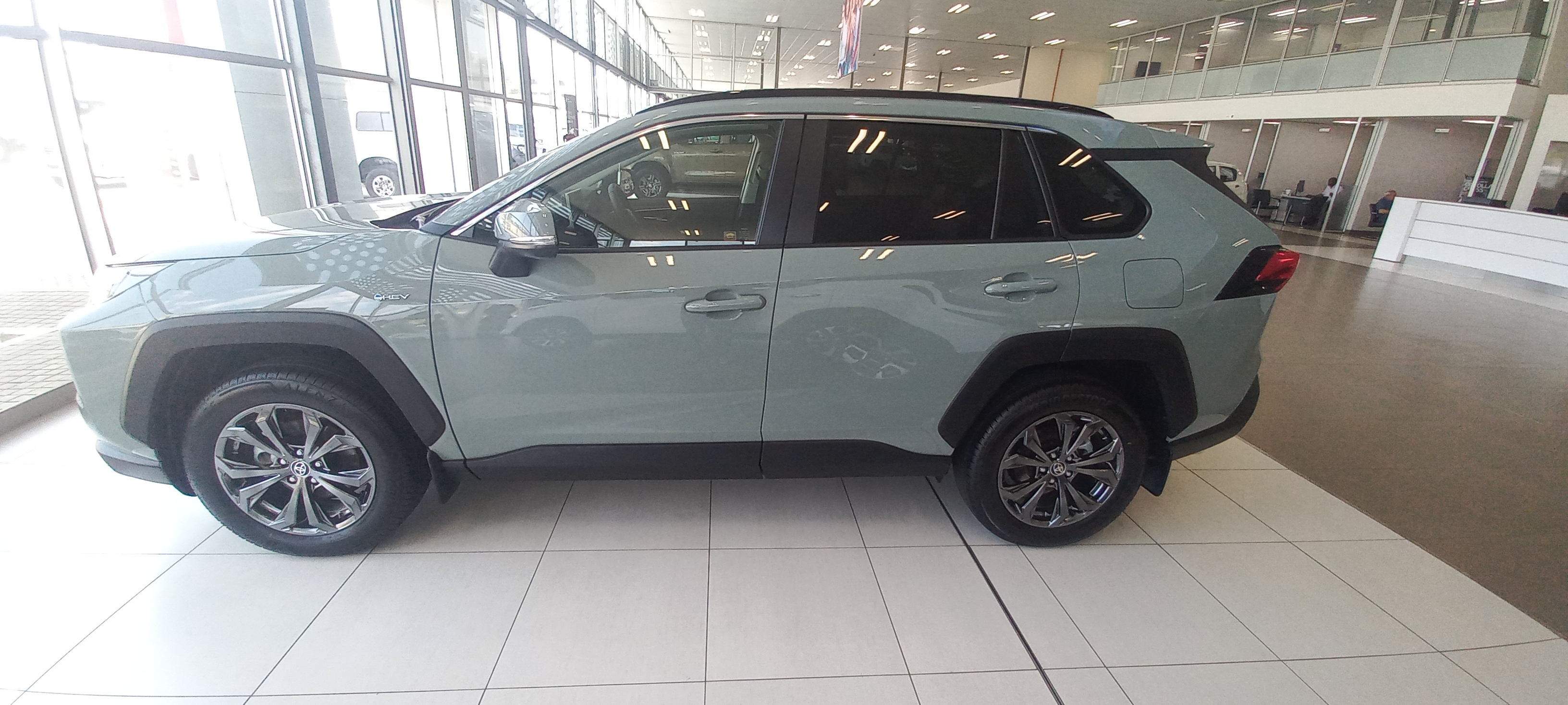 Toyota RAV4 2.5 HYBRID GX-R E-FOUR