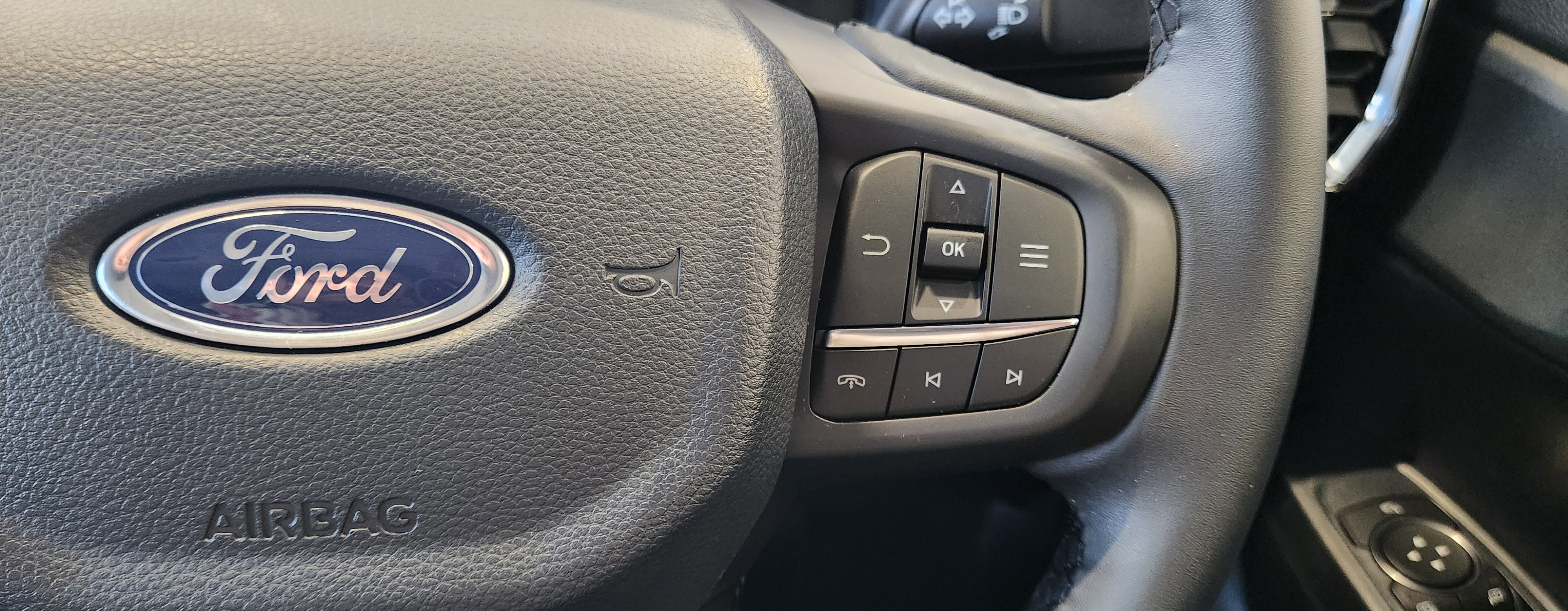 Ford Ranger 2.0L Turbo Super Cab XLT 4×2 HR 6AT