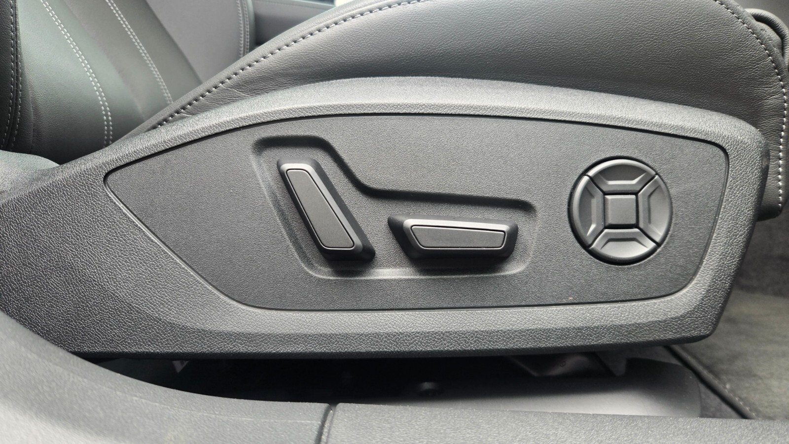 Audi A5 SEDAN TFSI S LINE
