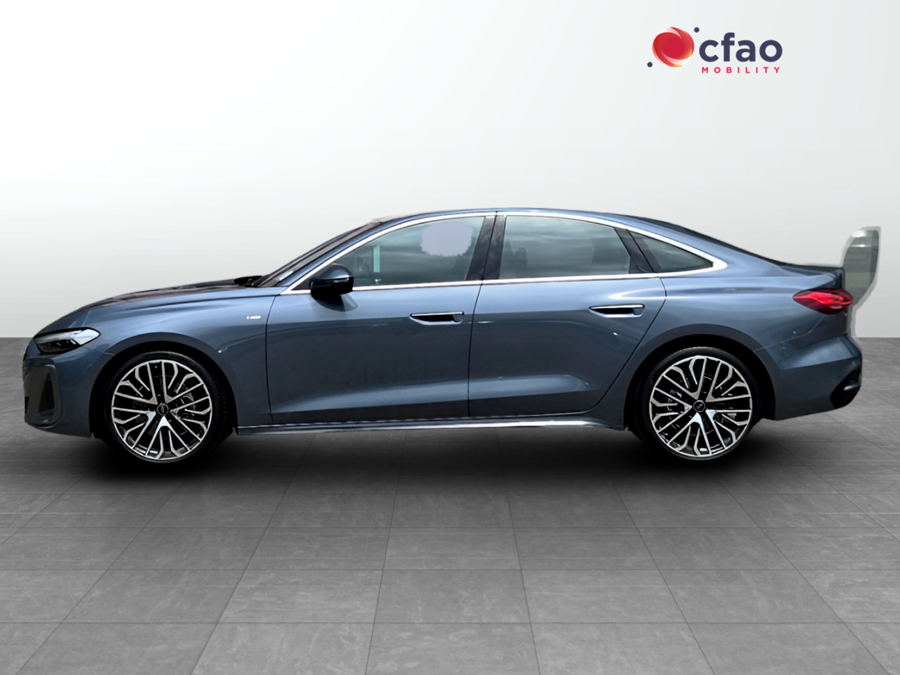 Audi A5 SEDAN TFSI S LINE