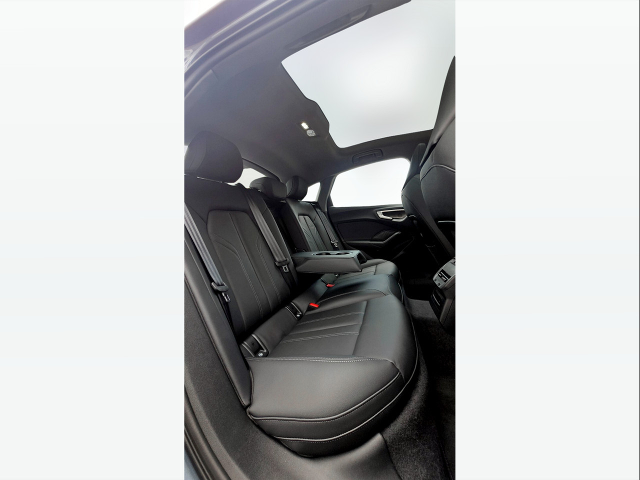 Audi A5 SEDAN TFSI S LINE