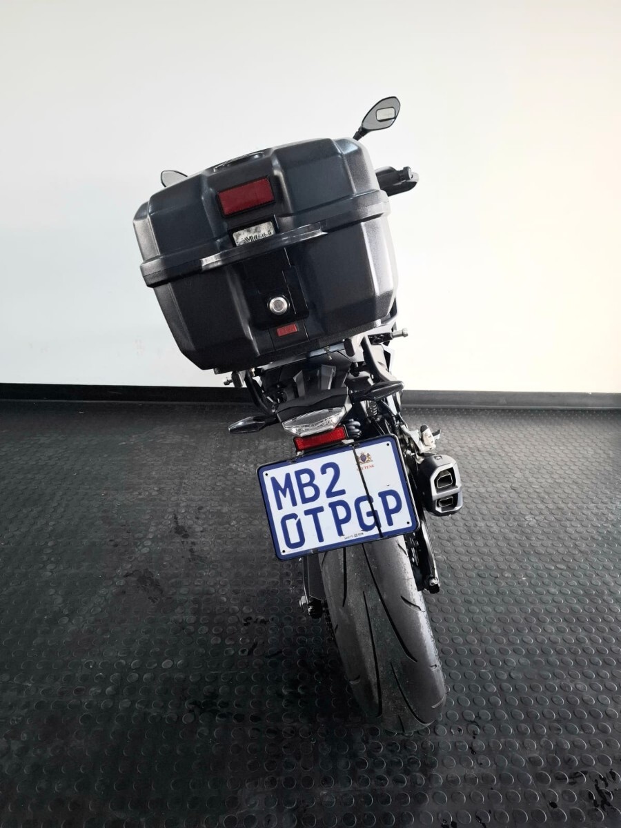 BMW F900 XR