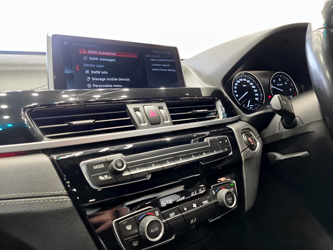 BMW X1 sDRIVE18d M-SPORT