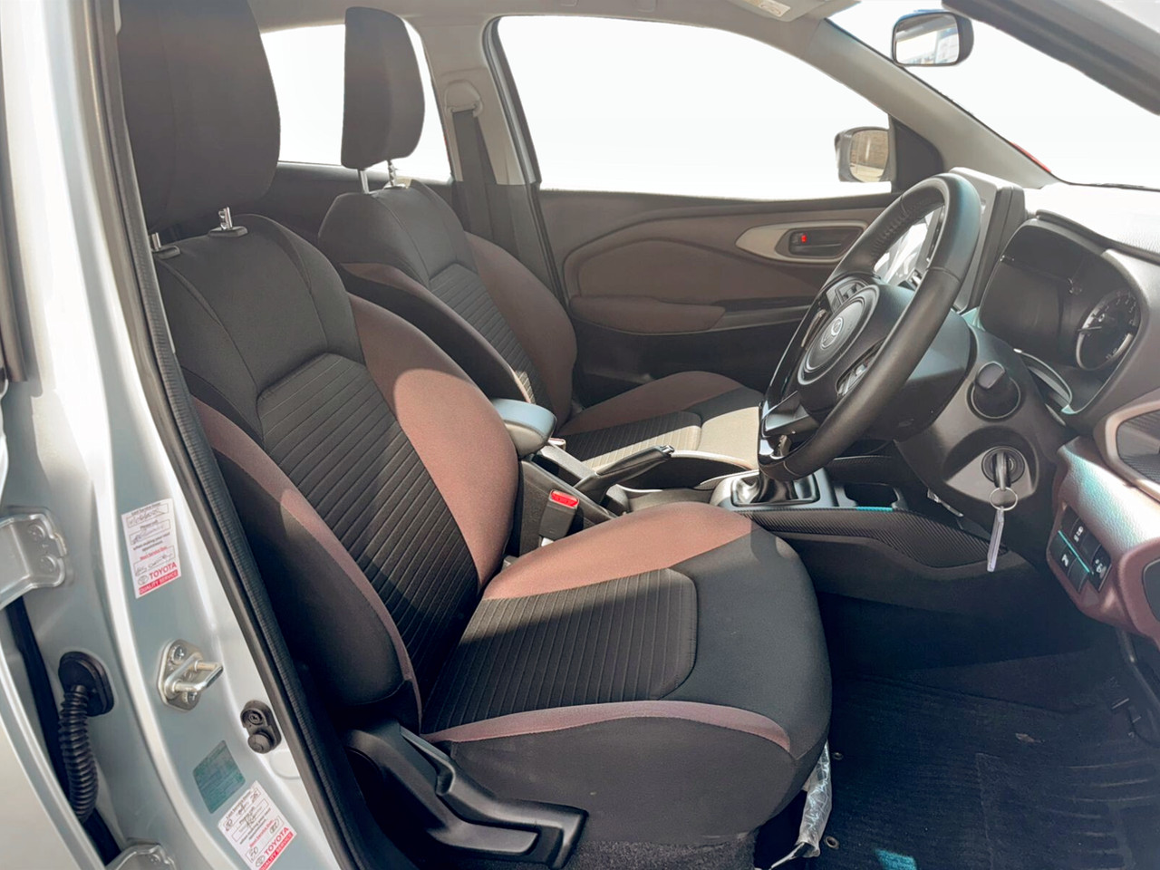 Toyota STARLET CROSS 1.5 XS MANUAL