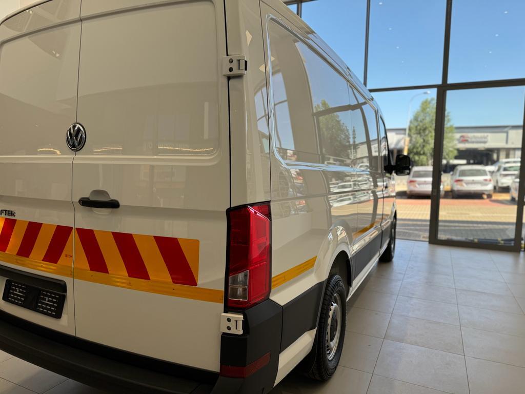 Volkswagen Crafter CRAFTER 35 2.0TDi MWB 103KW A/T F/C P/V