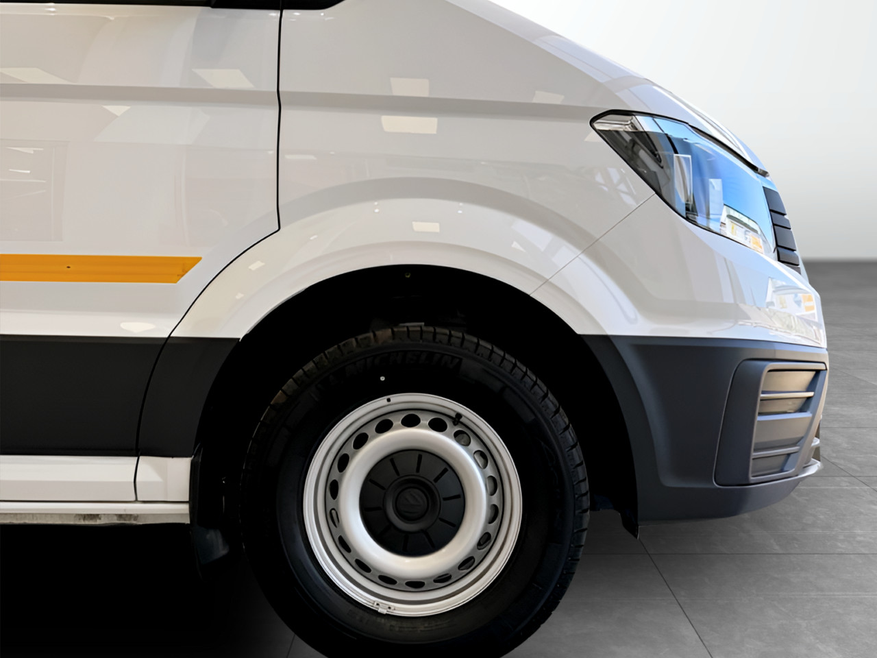 Volkswagen Crafter CRAFTER 35 2.0TDi MWB 103KW A/T F/C P/V