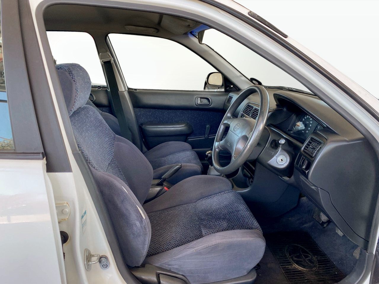 Toyota Corolla 160i GLE