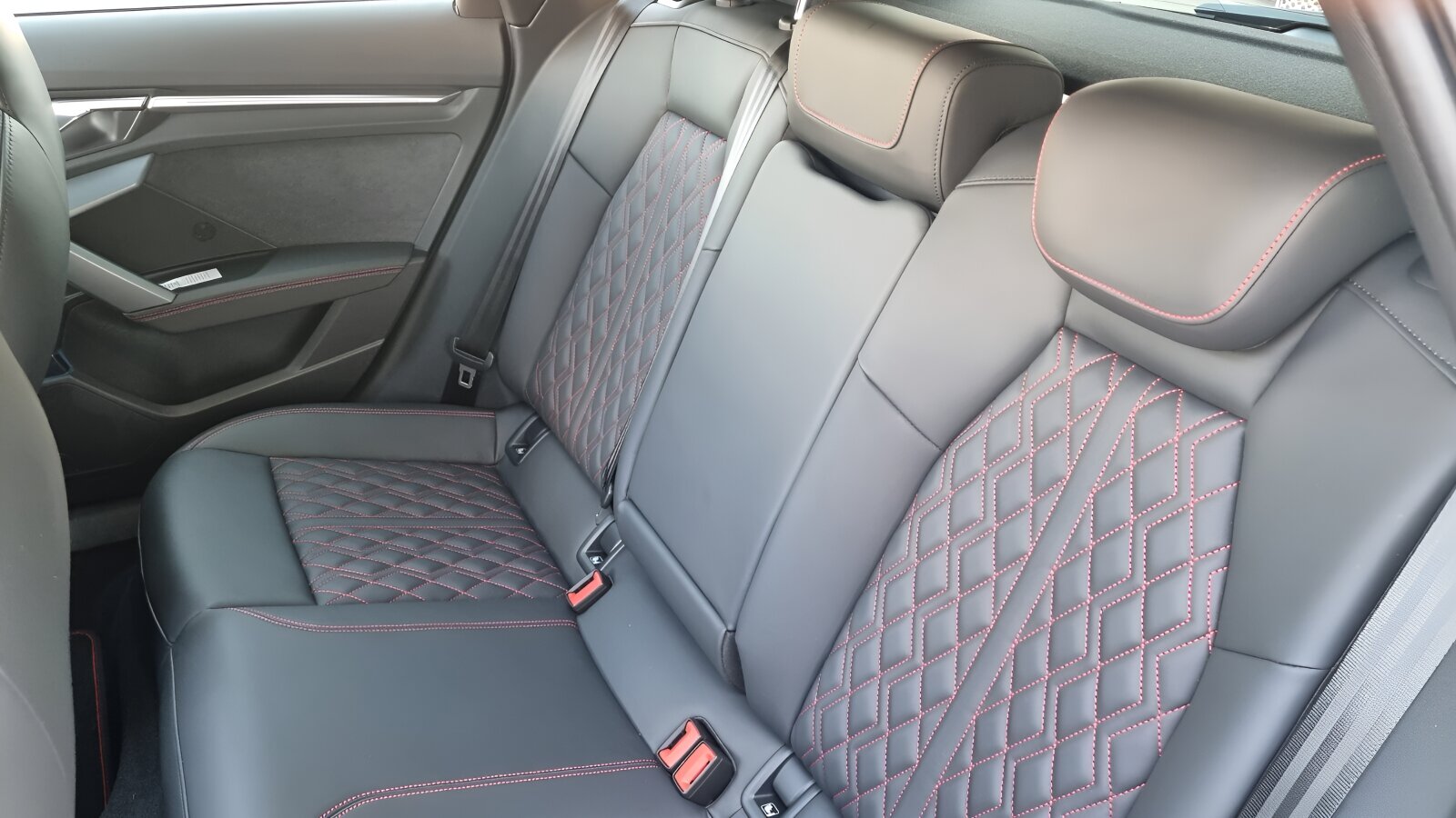 Audi S3 SPORTBACK TFSI QUATTRO