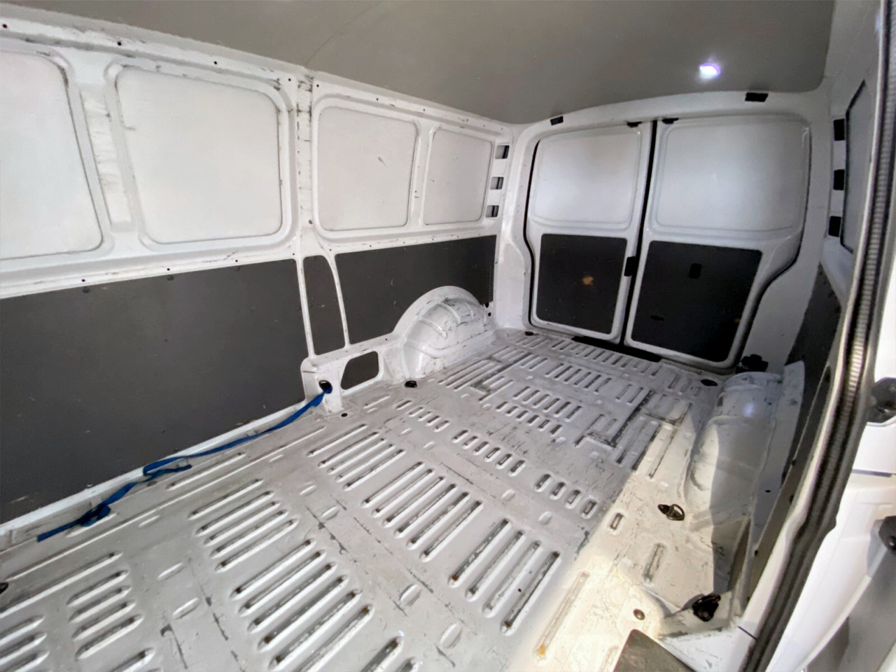 Volkswagen Transporter 2.0TDI PANEL VAN LWB MANUAL