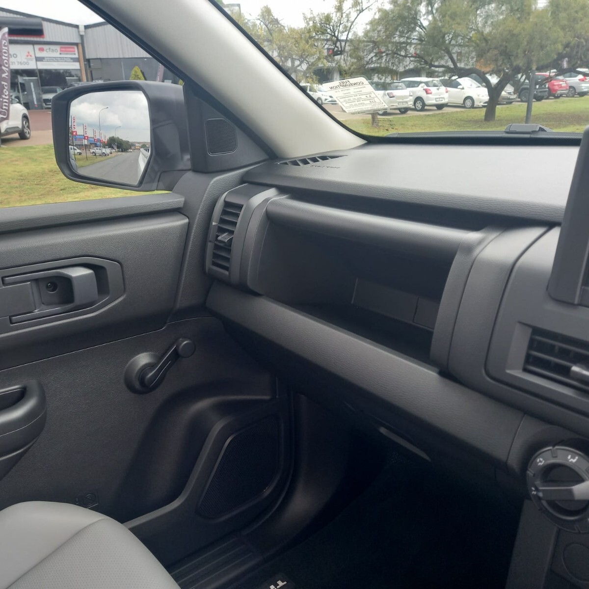 Mitsubishi TRITON 2.4DI-D SINGLE CAB GL