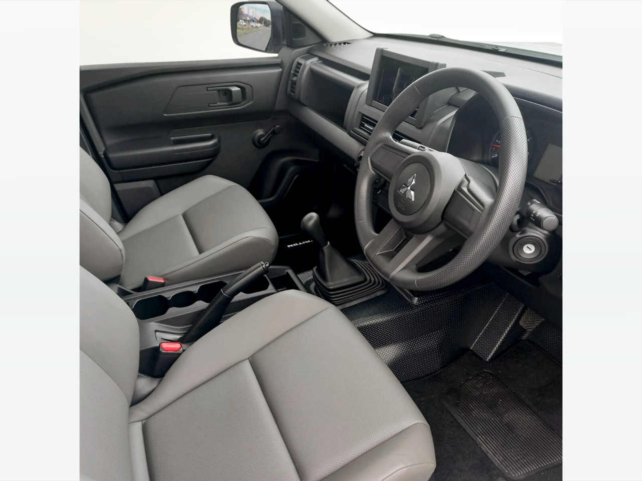 Mitsubishi TRITON 2.4DI-D SINGLE CAB GL