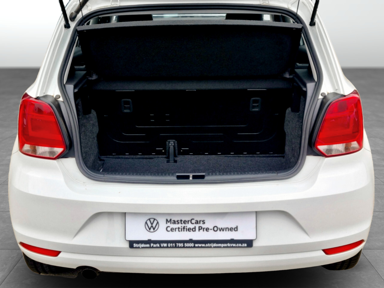 Volkswagen POLO VIVO HATCH 1.4 TRENDLINE