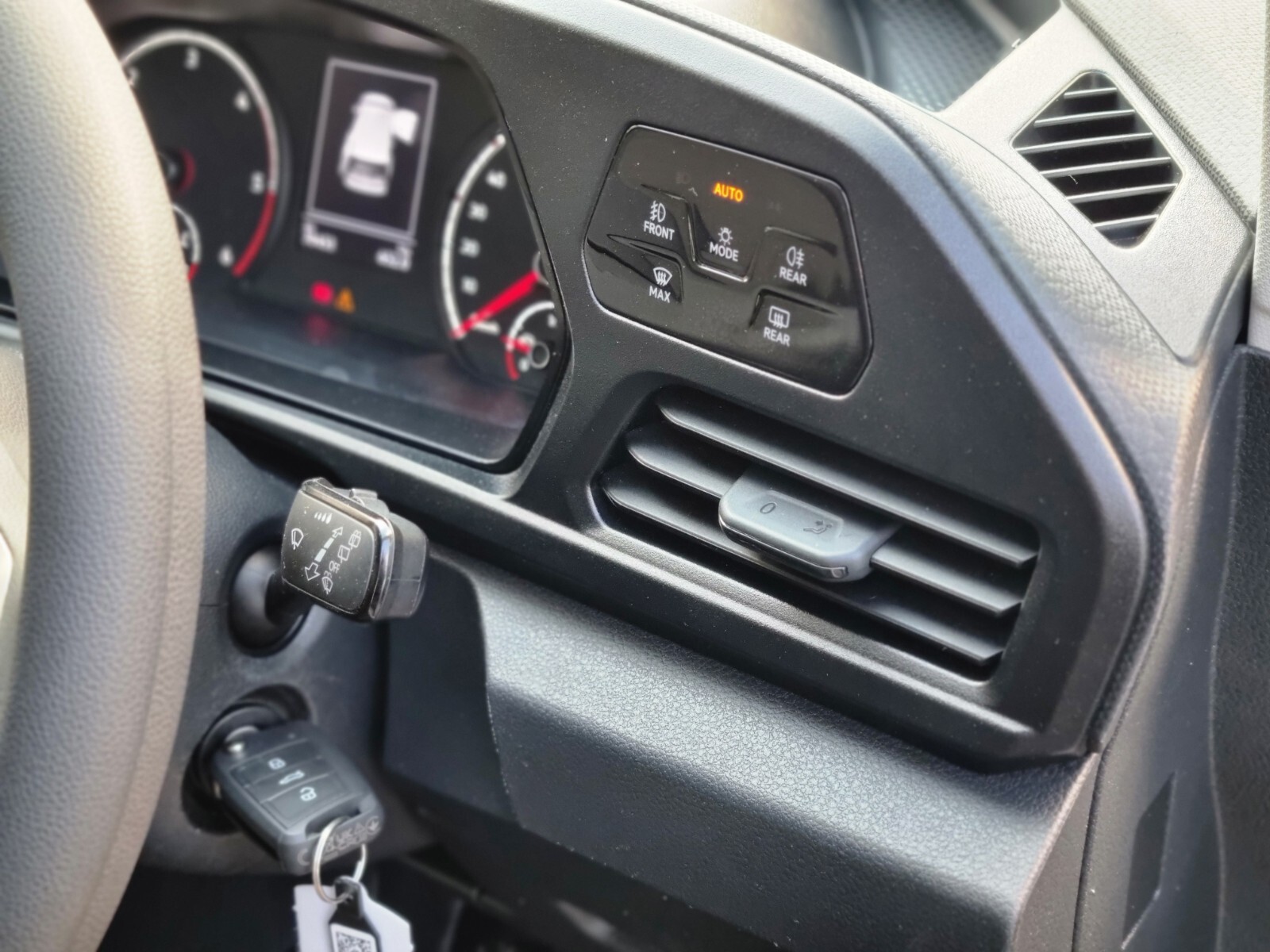 Volkswagen Caddy MAXI KOMBI 2.0TDI