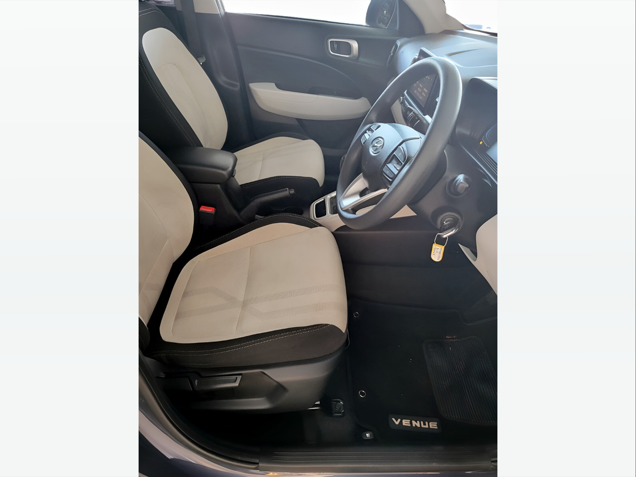 Hyundai VENUE 1.2 PREMIUM