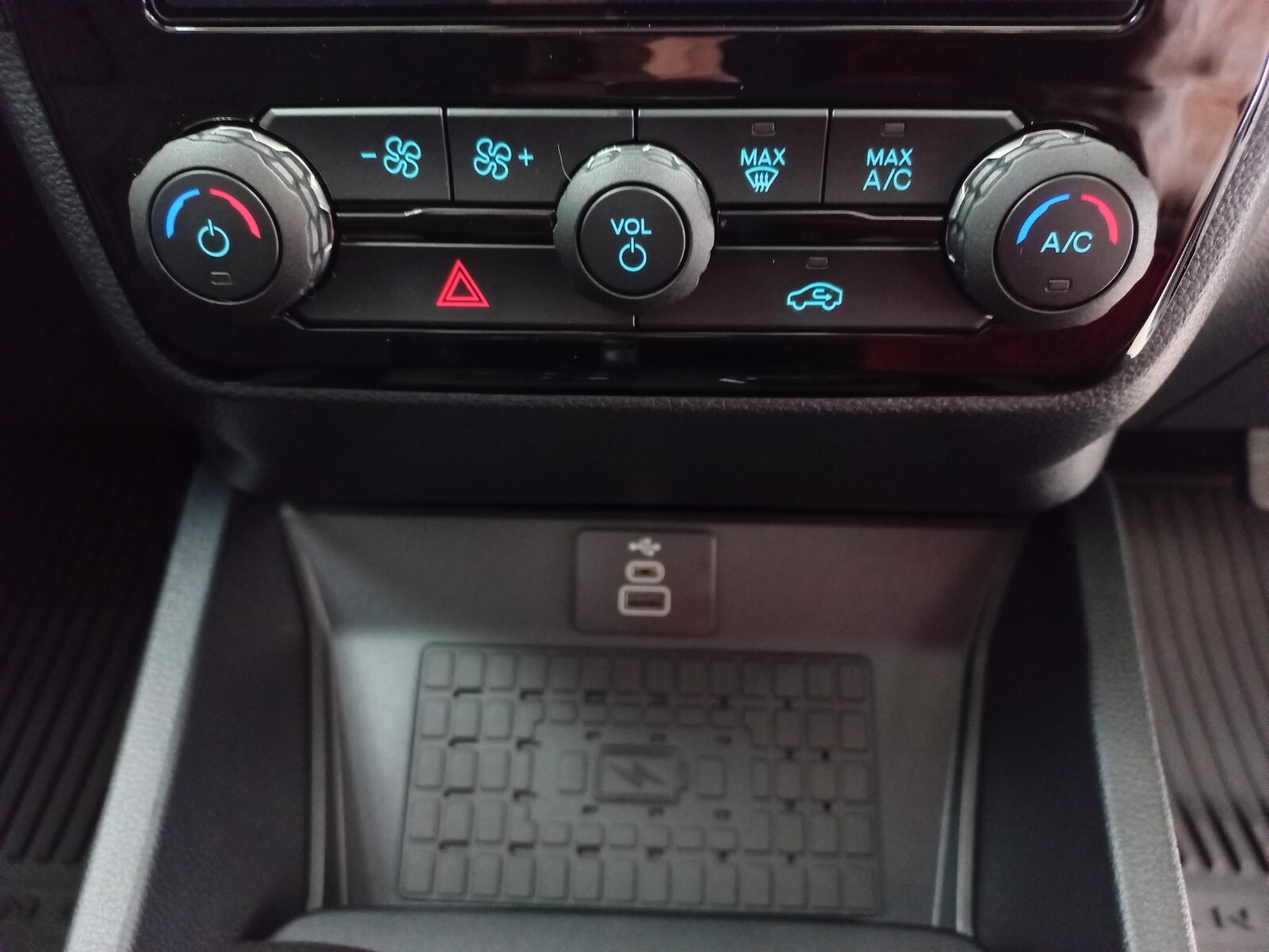 Ford Ranger 2.0 BITURBO SUPERCAB XLT 4X4