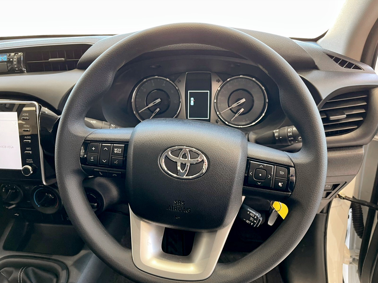 Toyota Hilux 2.4GD-6 DOUBLE CAB 4X4 RAIDER